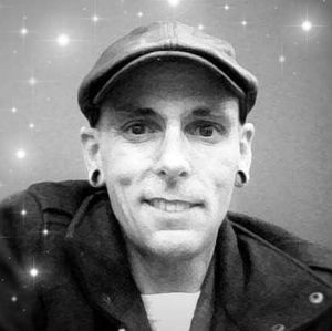 Meet your Posher, Cory